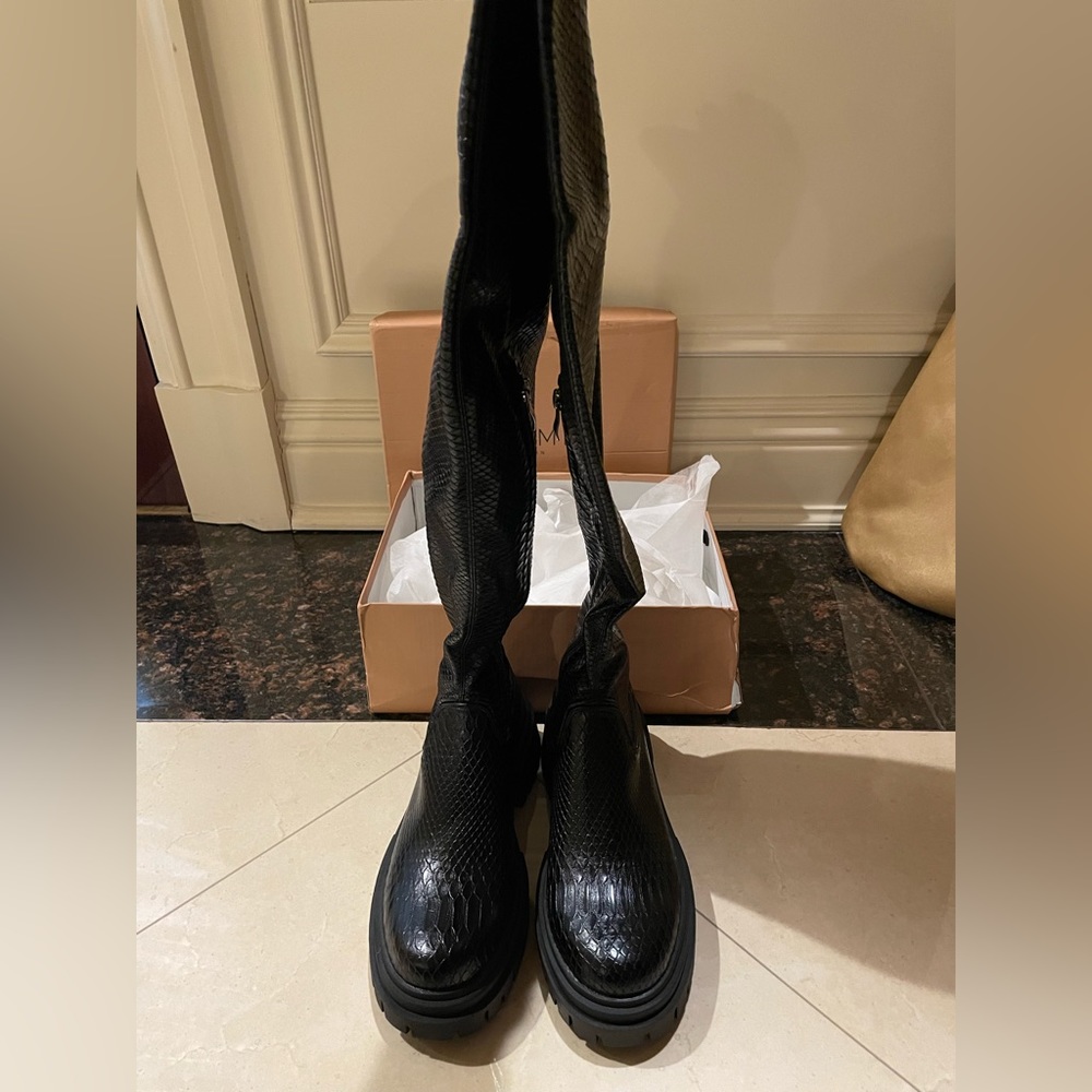 SIMMI LONDON | Black Snake Print Thigh High Boots